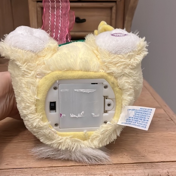 Singing Bunny Plush Peter Cottontail Kids of America Easter Yellow - Picture 7 of 9